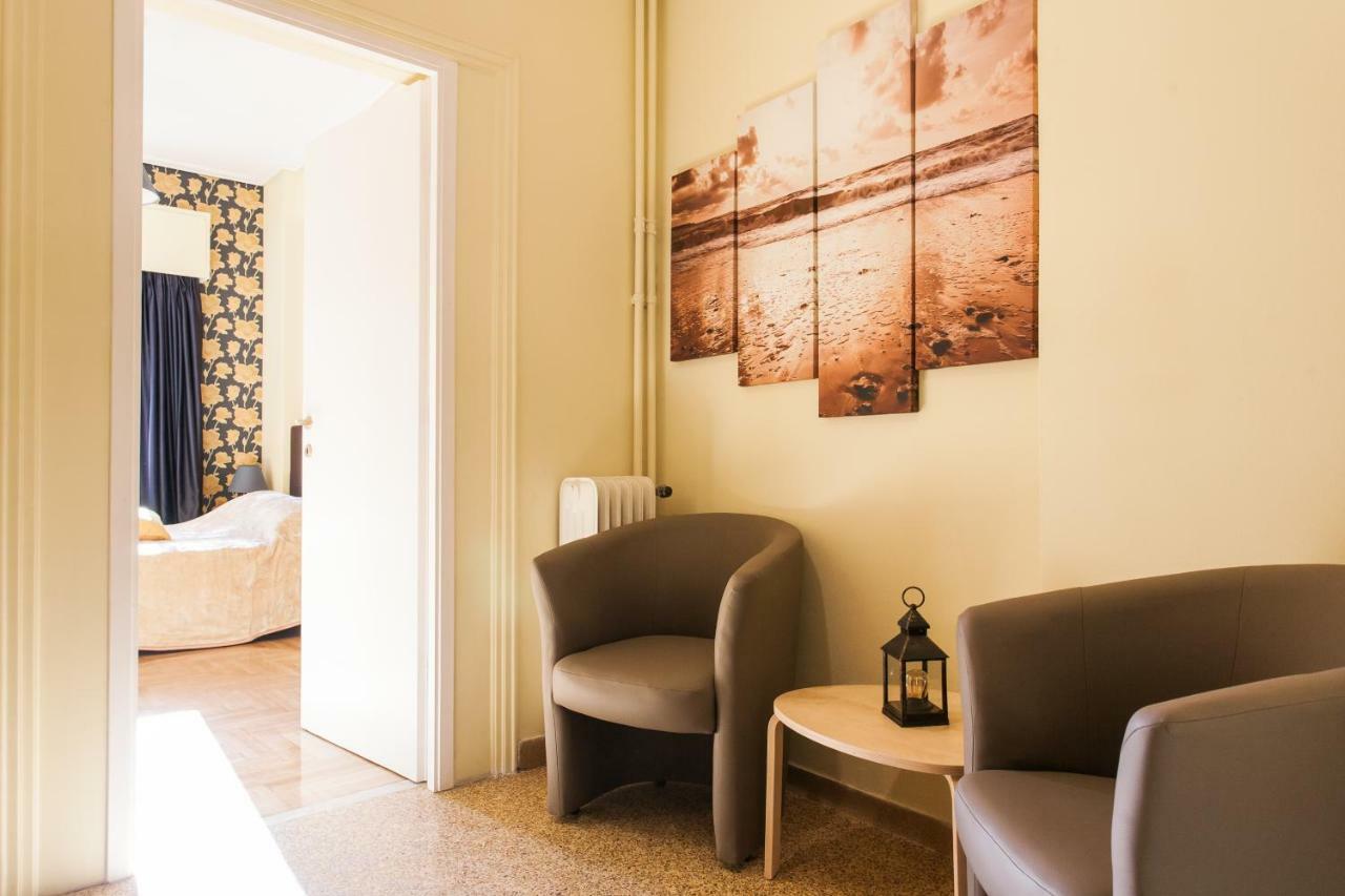 Private Central View Rooms In Apartment Near To Acropolis Metro Station Athènes Extérieur photo